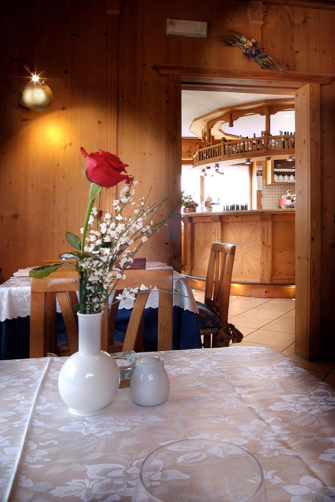 Albergo Ristorante Alle Codole Canale dʼAgordo Dış mekan fotoğraf